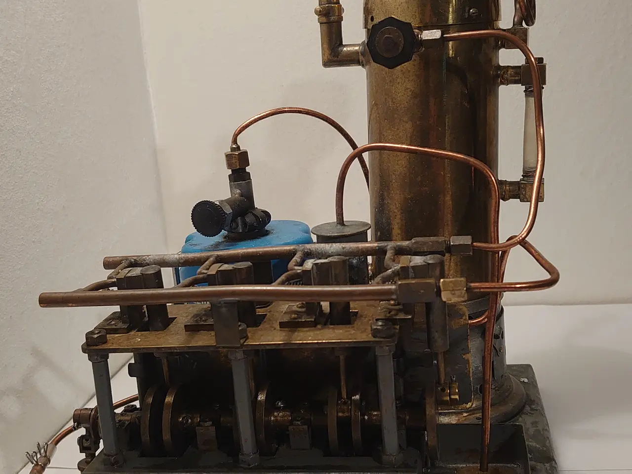 Billede 2 - Unik stor 4 cylindret dampmaskine i messing.