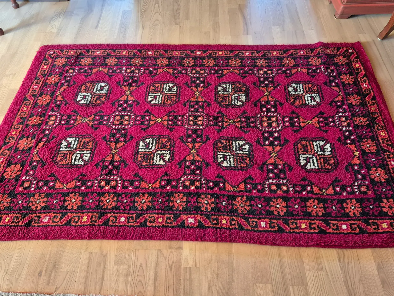 Billede 1 - Håndknyttet tæppe 121 x 189 cm