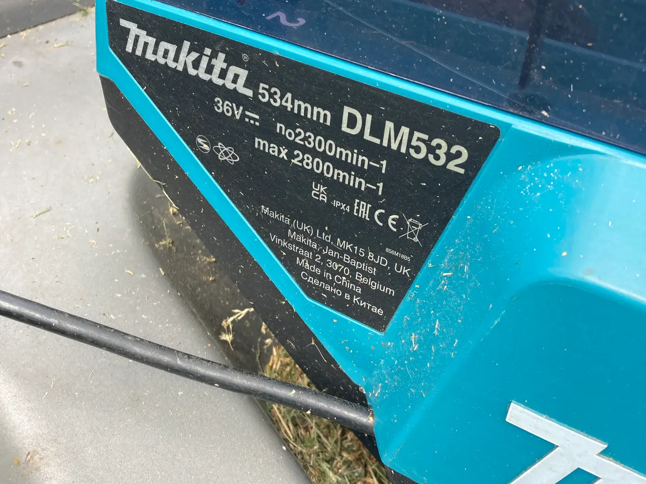 Billede 7 - Makita el-plæneklipper, 2 batterier og oplader