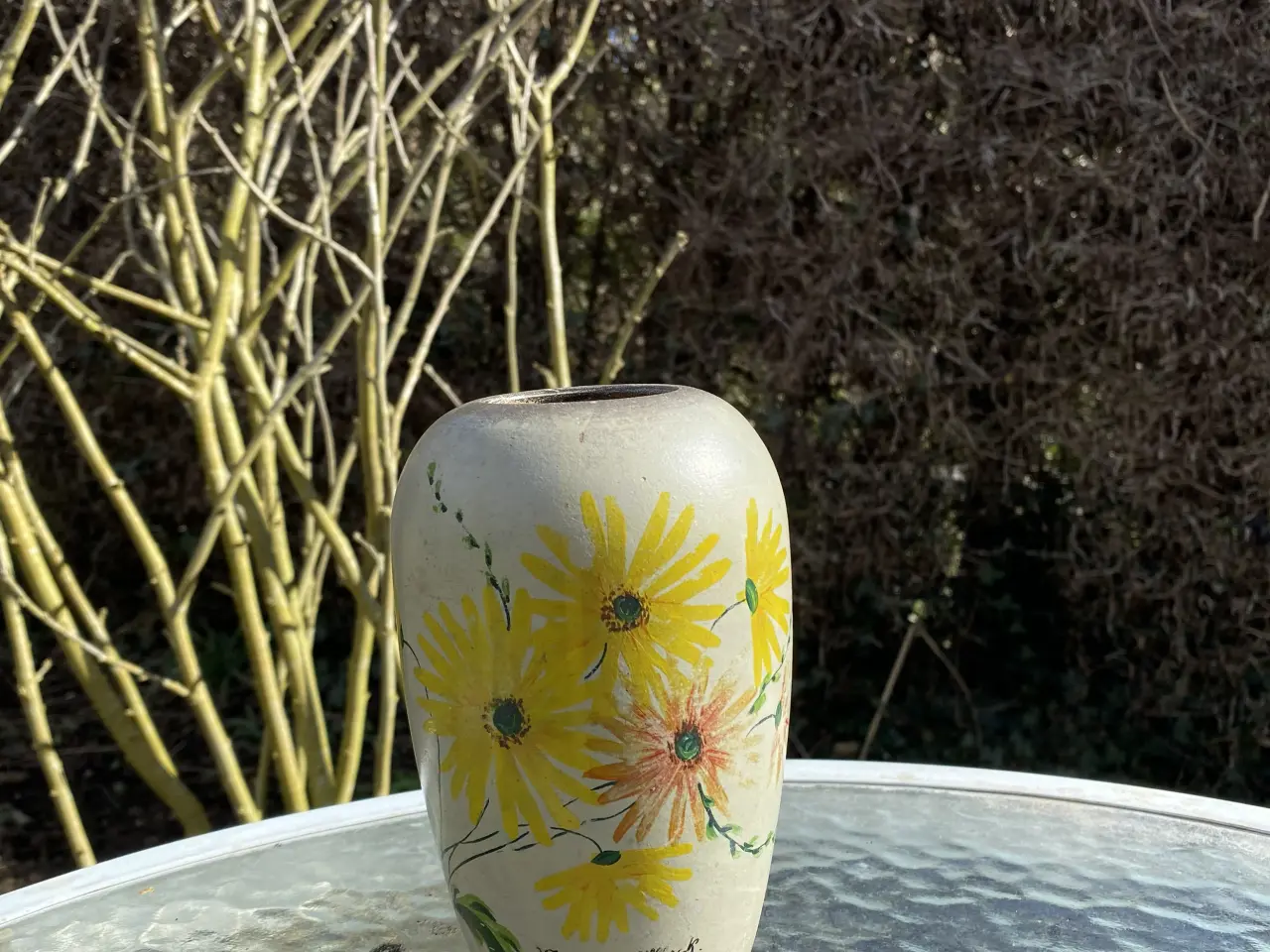 Billede 2 - Vase med gule blomster