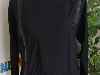 Bluse. E. Small/36