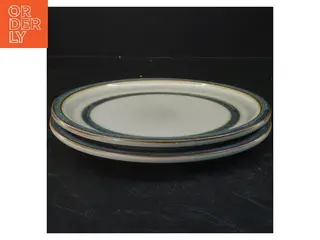 Sæt af keramiske tallerkener fra B&G (str. Ø 24 cm)