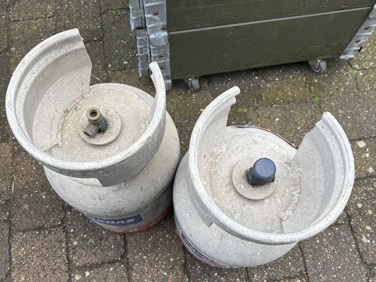 Billede 1 - 2 stk alu gasflasker den helt fyldt med gas