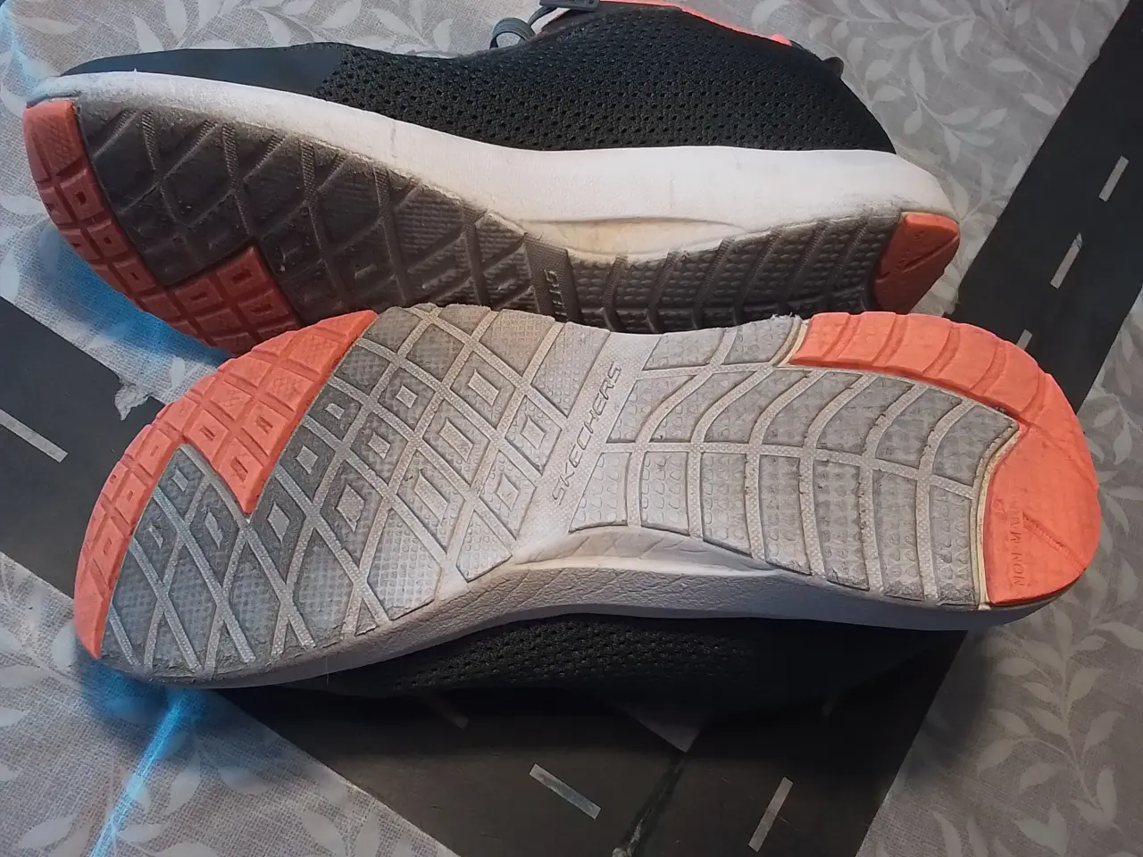 Billede 3 - Sportssko str. 37 Skechers