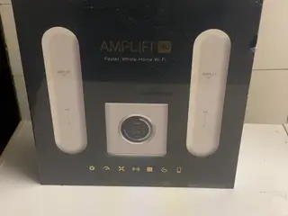 UB AmpliFi Instant WiFi kit mesh-system