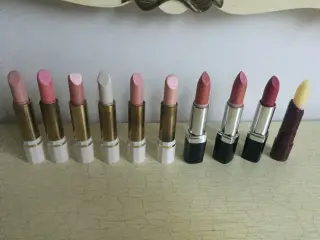 NEDSAT, læbestift 5 stk. og lip sweets 1 stk.