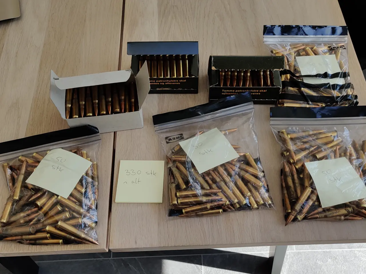 Billede 1 - 330 stk 308 Winchester spidsskarp patroner sælges.