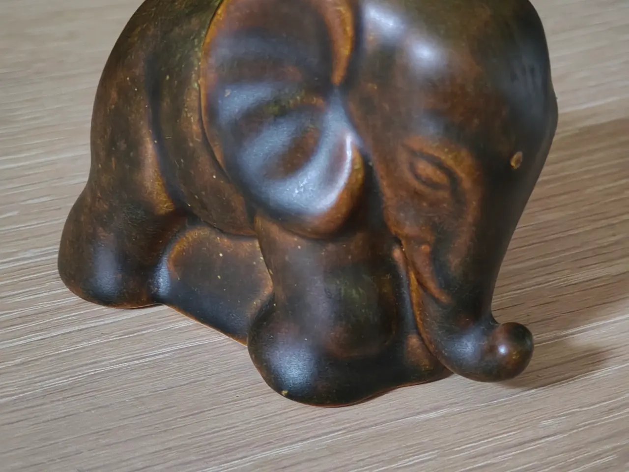 Billede 2 - Lille keramik elefant