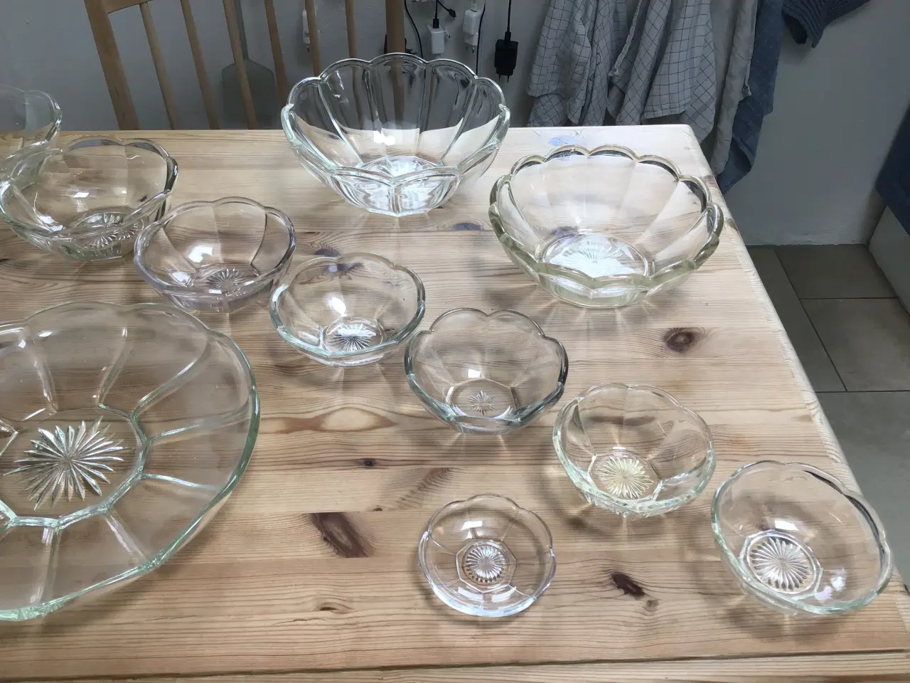 Billede 3 - Glasskåle med stjerne i midten