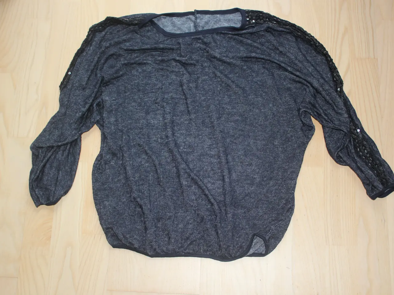 Billede 2 - Bluser, Blandede, str. L, Ubrugt