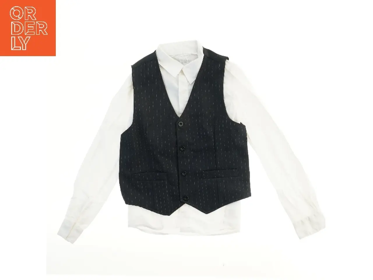Billede 1 - Vest og hvid skjorte fra Name It (str. 146)