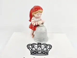 Royal Copenhagen Pixie Nisse Med Klokke nr. 763. Sortering 1