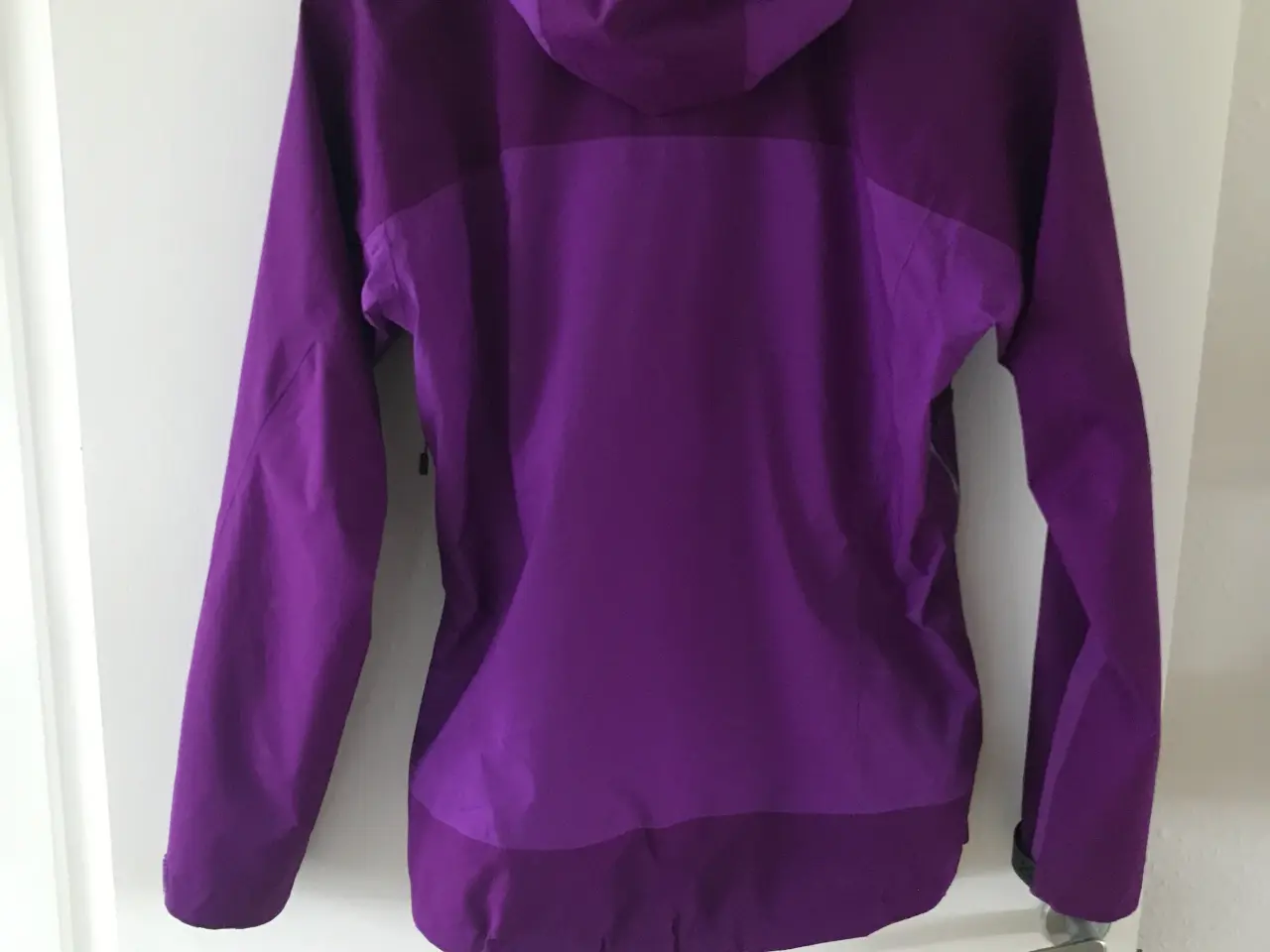 Billede 2 - Som ny: haglöfs jakke dame str xs