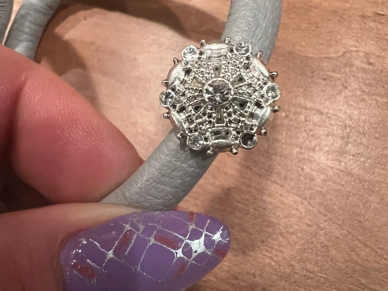 Billede 3 - Smukt pilgrim armbånd med 3 charms