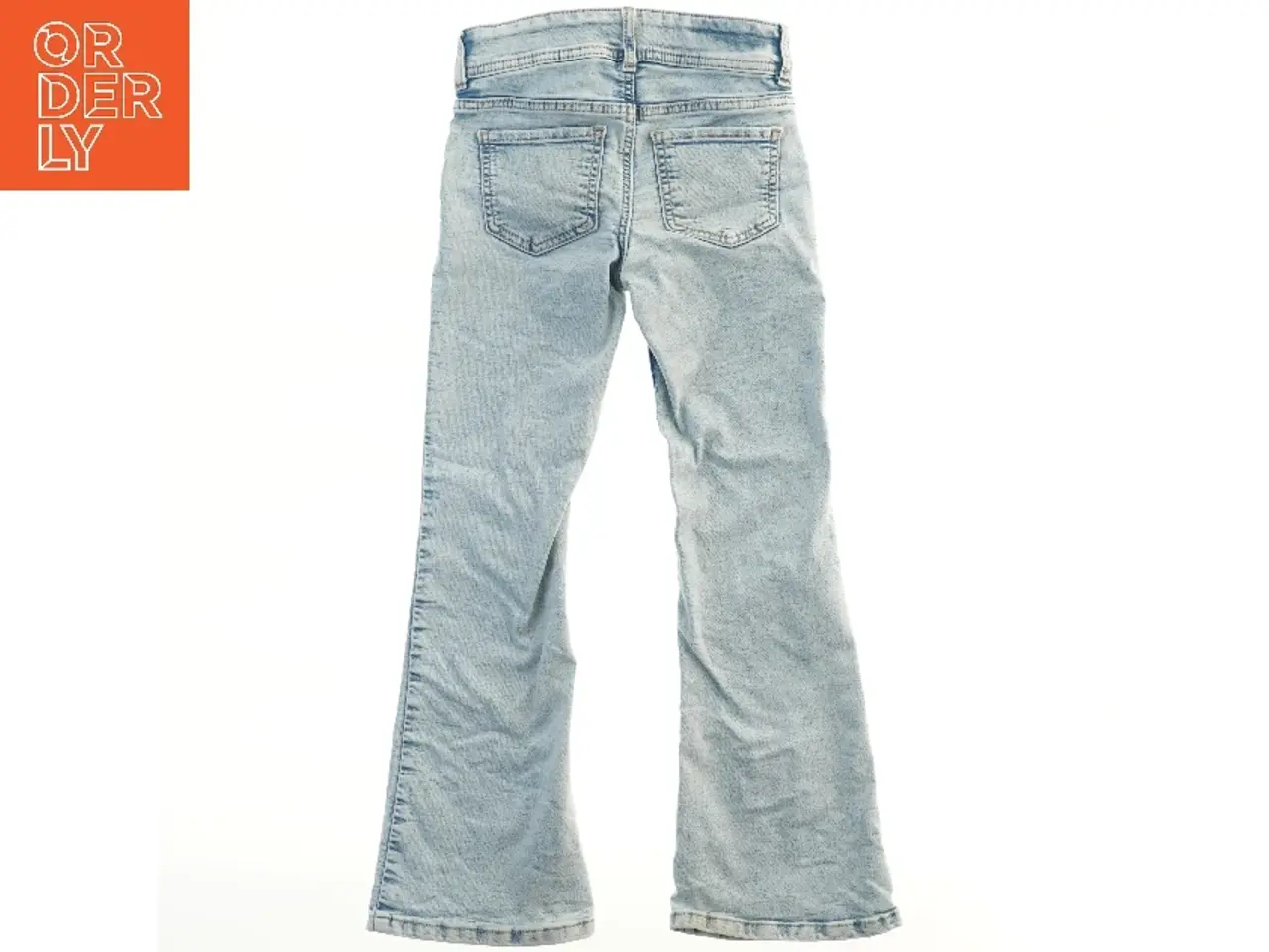 Billede 1 - Lyseblå jeans med lommer fra H&M (str. 128)