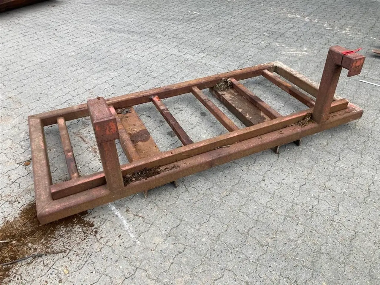 Billede 5 - - - - Skovlstativ bredde 220 og 100 cm dybde