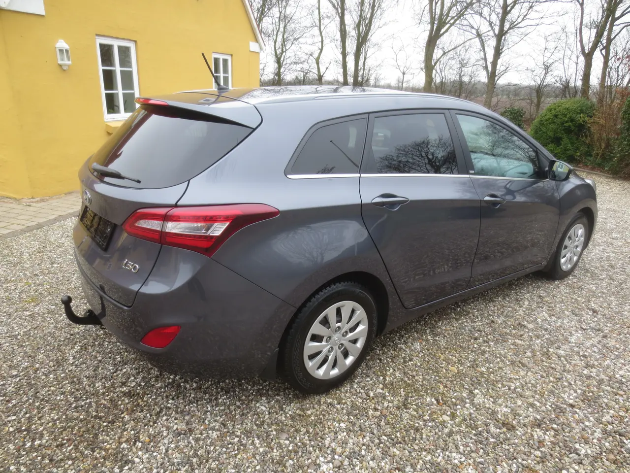 Billede 6 - Pæn Hyundai i 30 1.6 CD Stc År 16