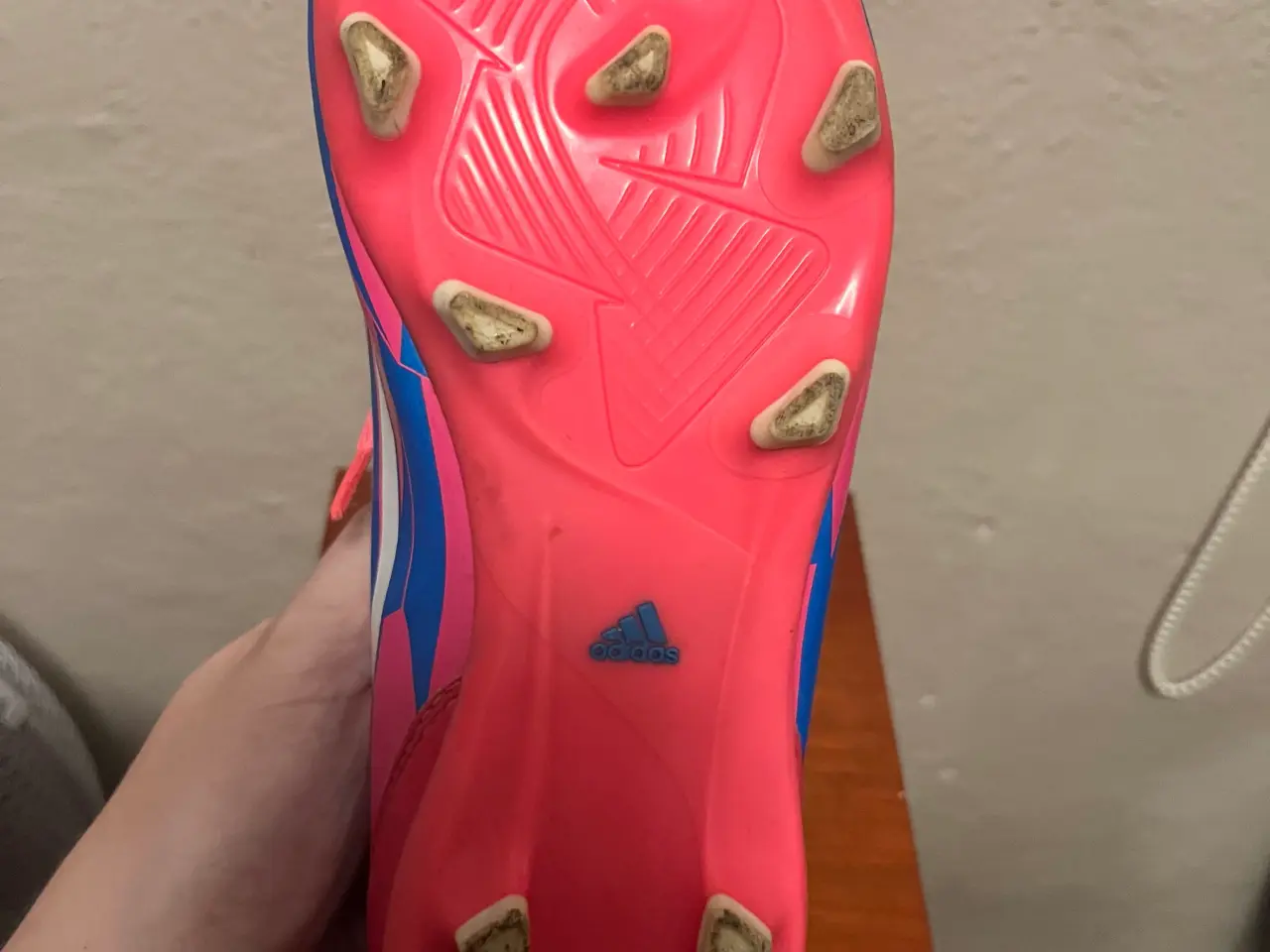 Billede 6 - Adidas fodboldstøvler som nye.