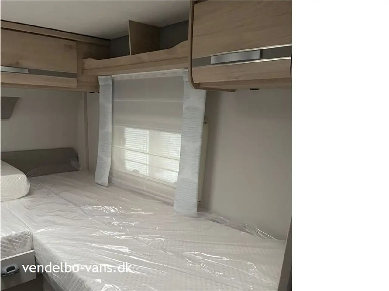 Billede 12 - 2026 - Dethleffs Pulse Classic T 7051 EB Luksuriøs camper med enkeltsenge og stor garage