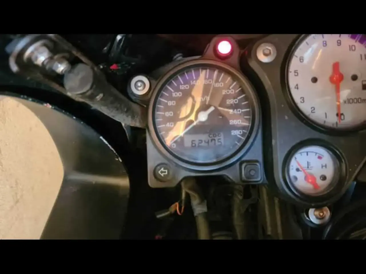 Billede 5 - Honda vtr 1000 F Firestorm "Reserveret"