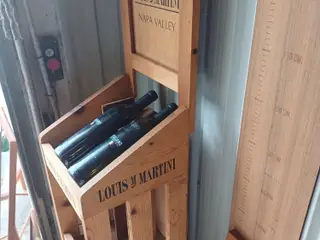 Vintage vinreol