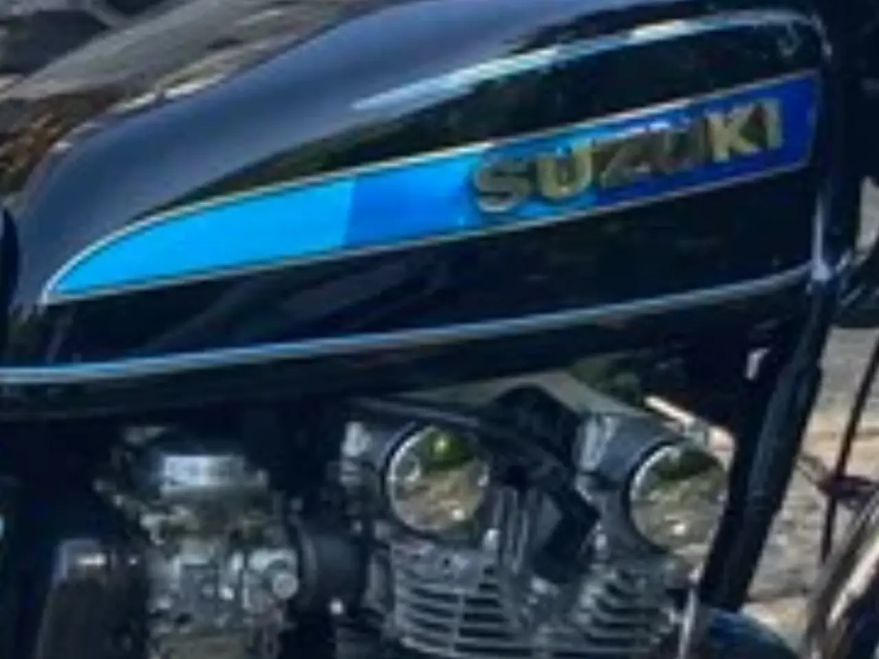 Billede 3 - Suzuki gs550 plastdele KØBES 