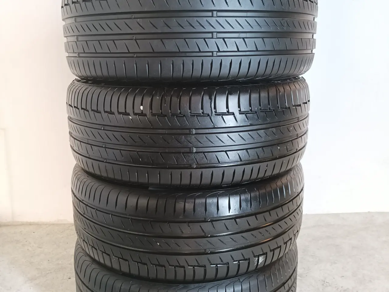 Billede 2 - sommerdæk - 235/50R19 103V Continental (4stk)