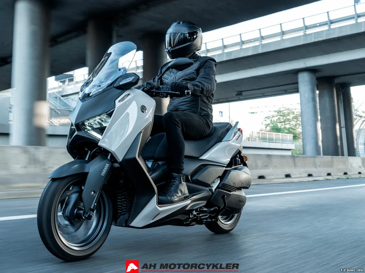 Billede 10 - Yamaha X-Max 300 Tech Max + Crystal Graphite