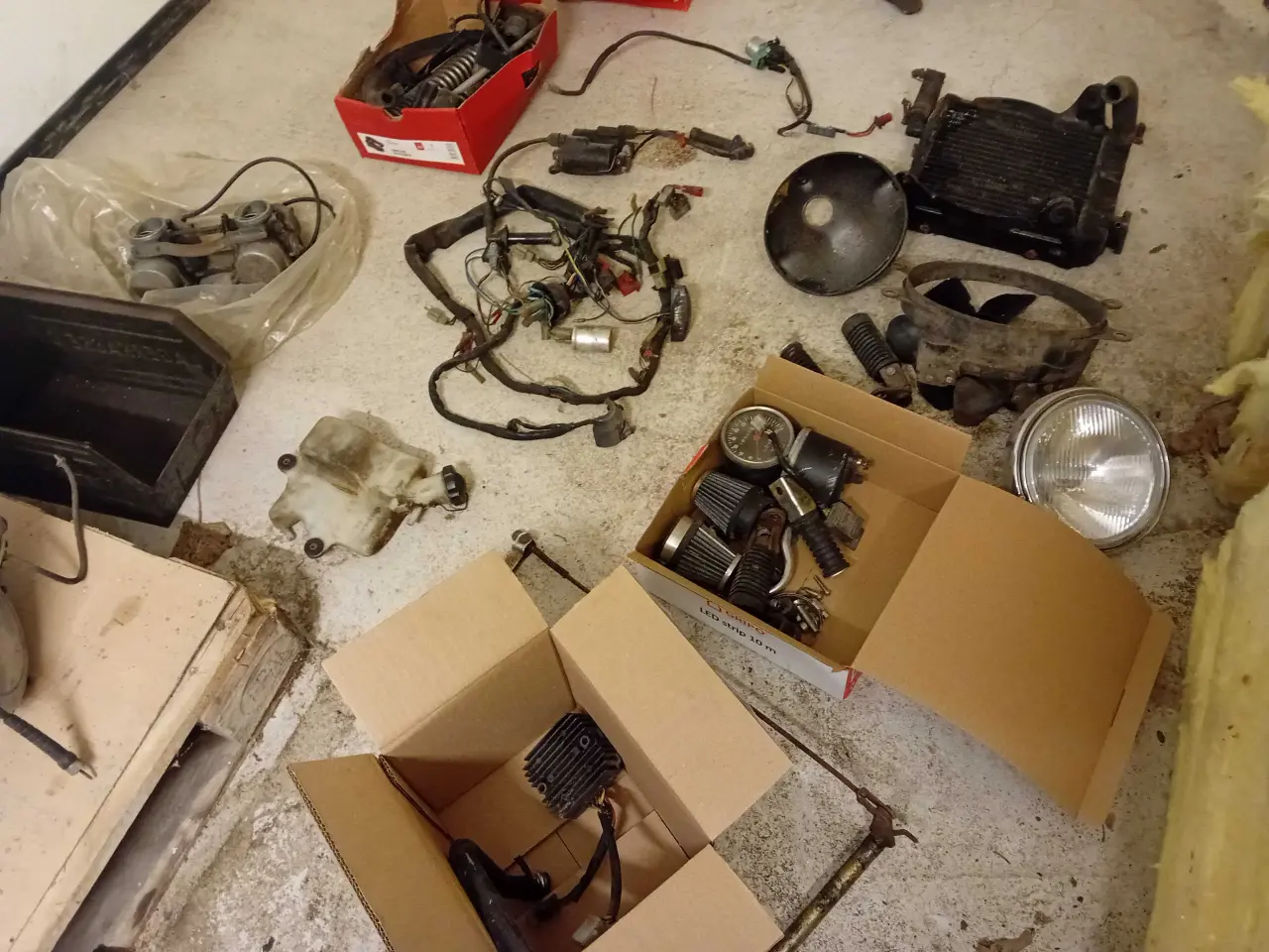 Billede 2 - HONDA CX 500 reservedele