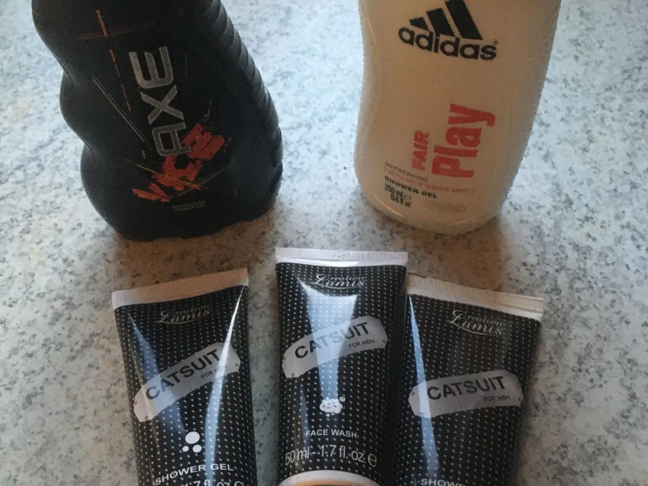 Billede 1 - Helt nye Adidas, Axe og Catsuit showergel til mænd