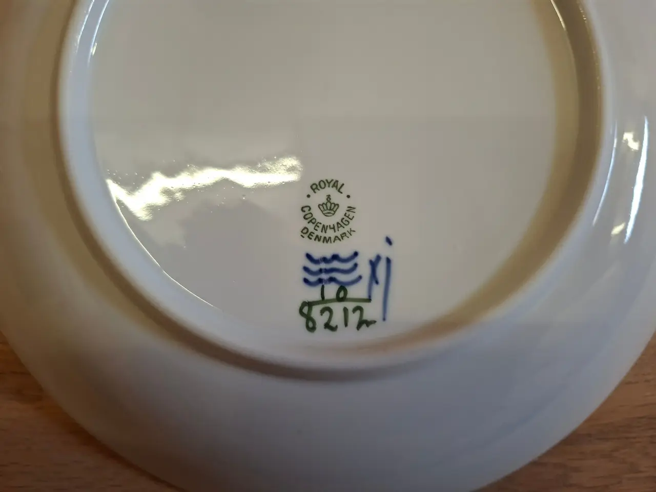 Billede 2 - Blå Blomst fad, flette i fin stand, model 8212
