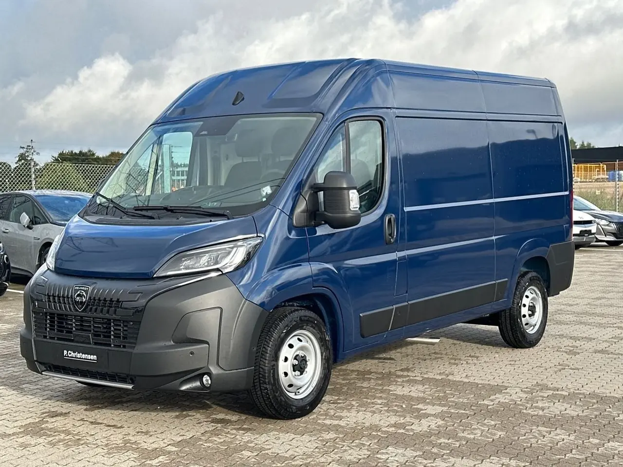 Billede 1 - Peugeot Boxer 335 2,2 BlueHDi 180 L2H2 Premium EAT8
