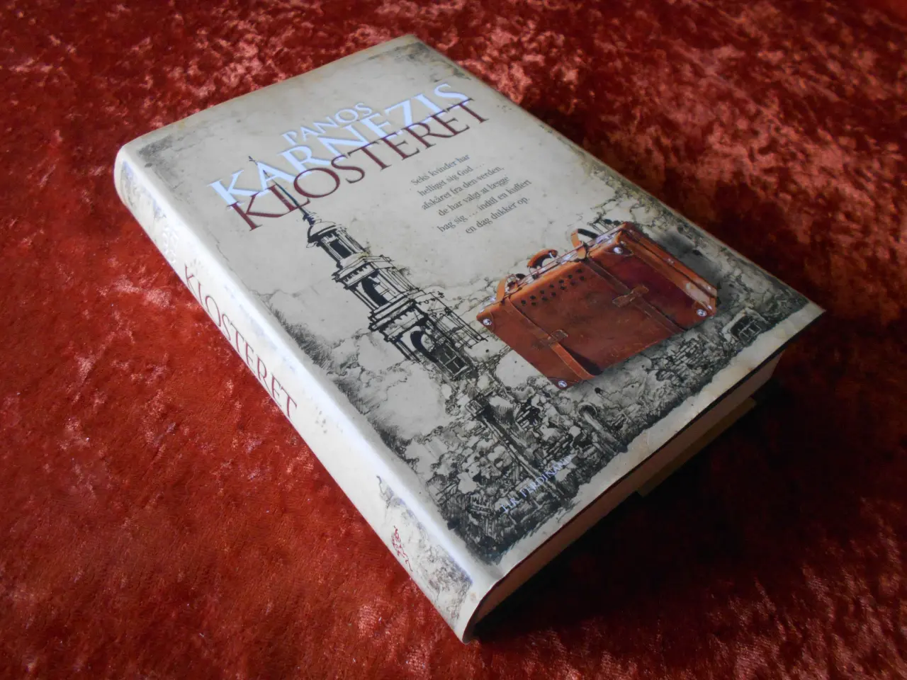 Billede 1 - Klosteret, Panos Karnezis