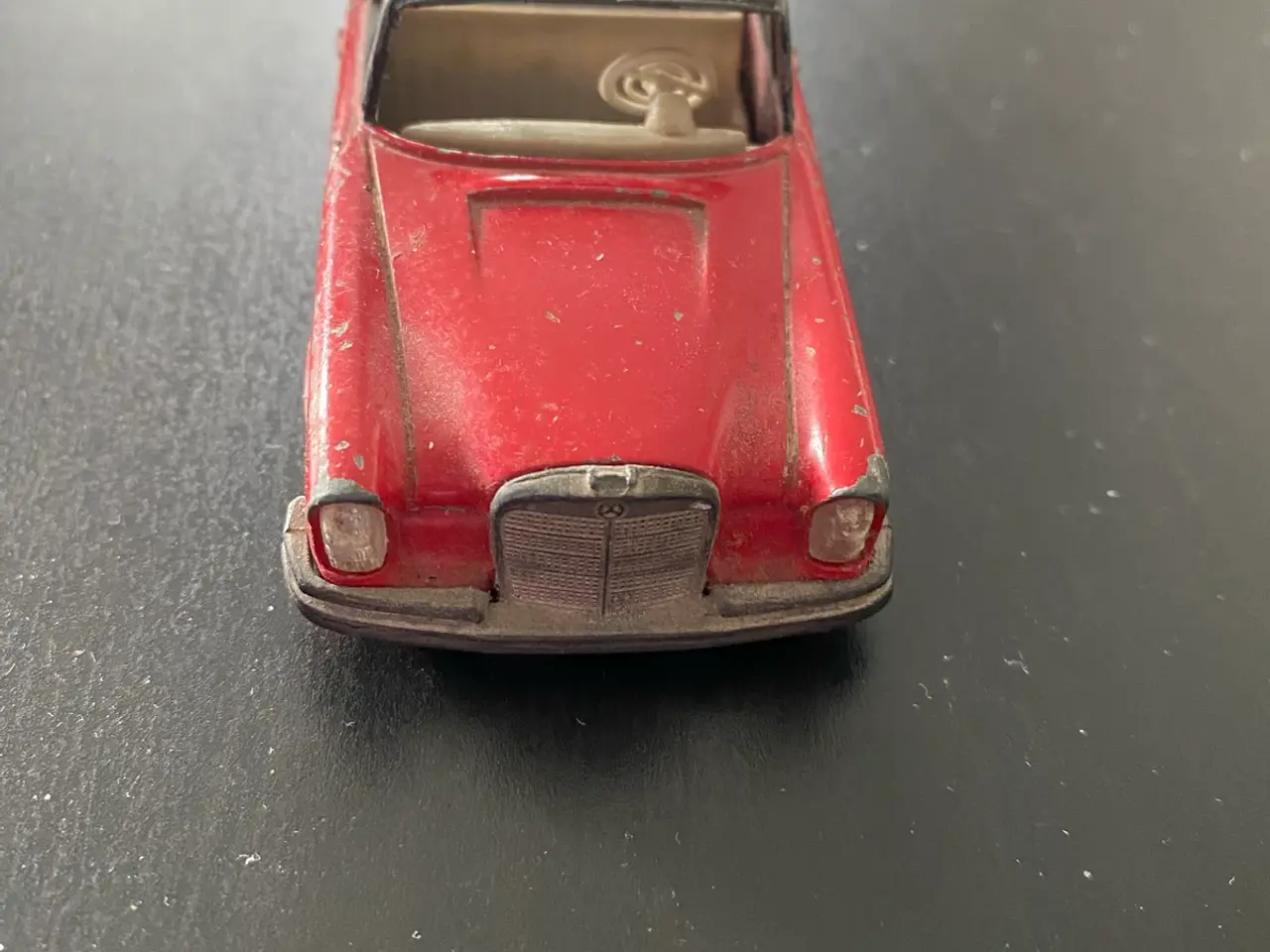 Billede 7 - Tekno Mercedes-Benz 220 S legetøjsbil rød
