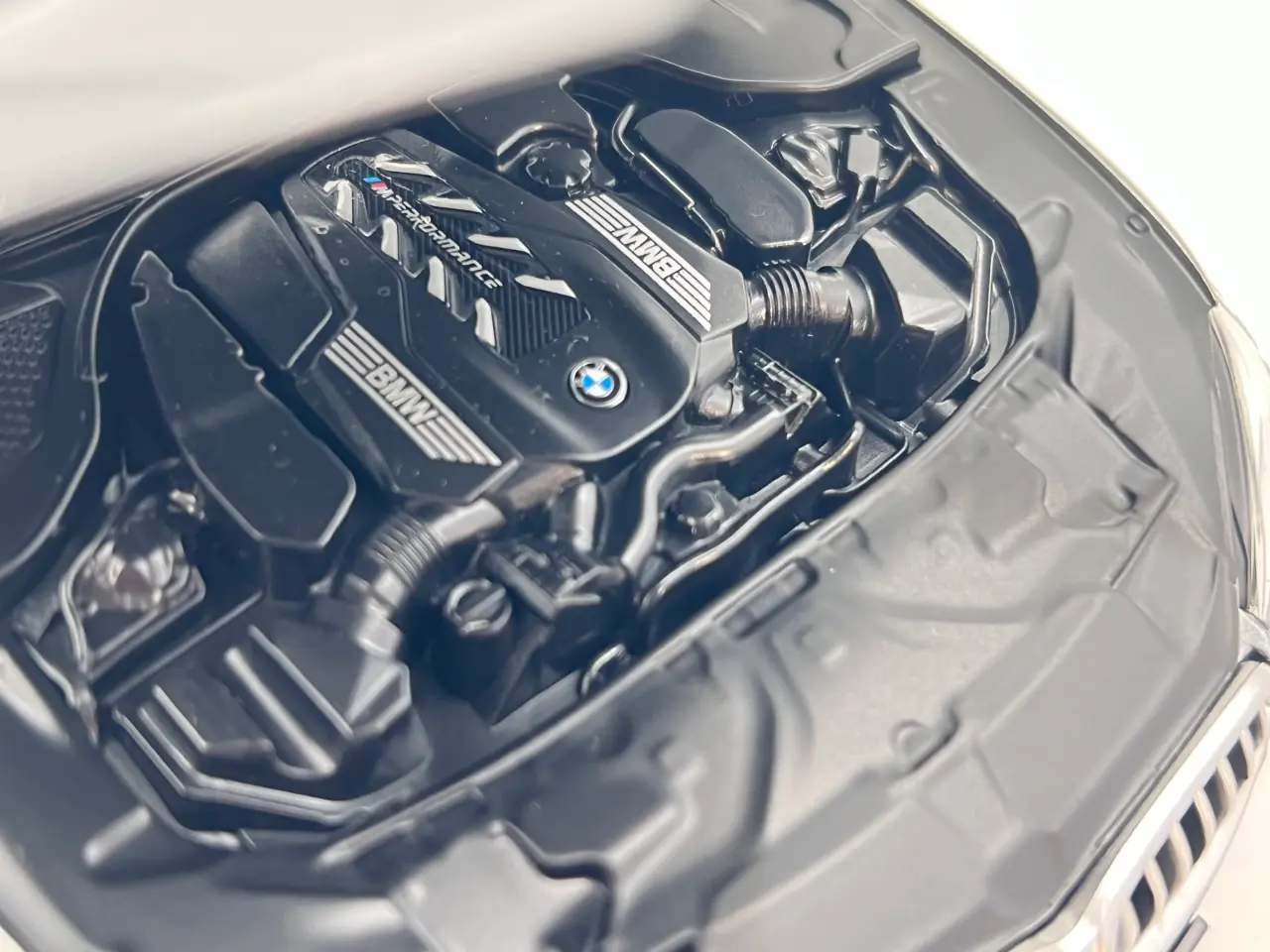 Billede 8 - 2018 BMW M850i Coupe 1:18 Limited Edition 20/200