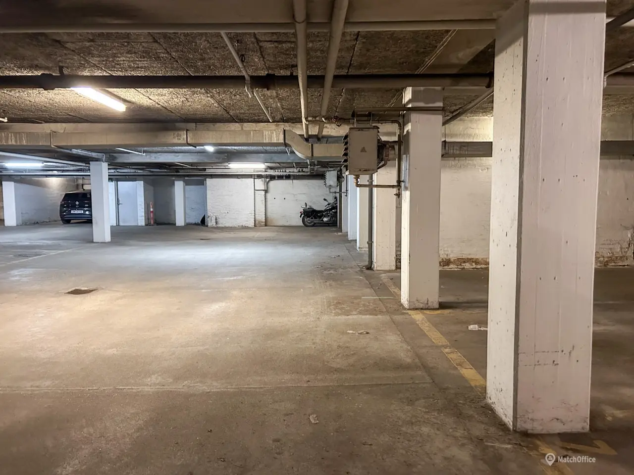 Billede 4 - Parkeringspladser i p-kælder - Frederiksberg