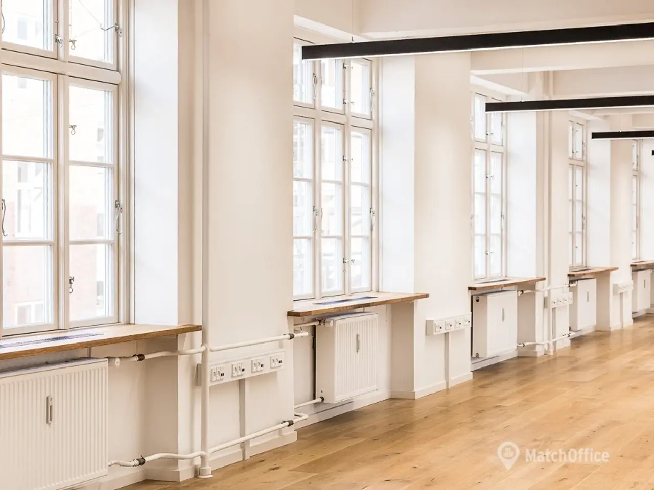 Billede 4 - 372 m² kontor med skønne  caféer foran ejendommen