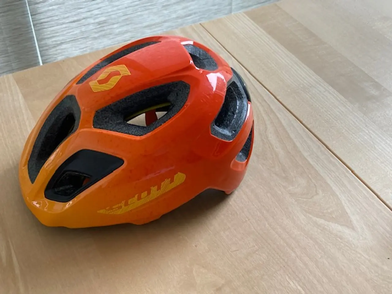 Billede 1 - Cykelhjelm til børn - str. 50-56 cm