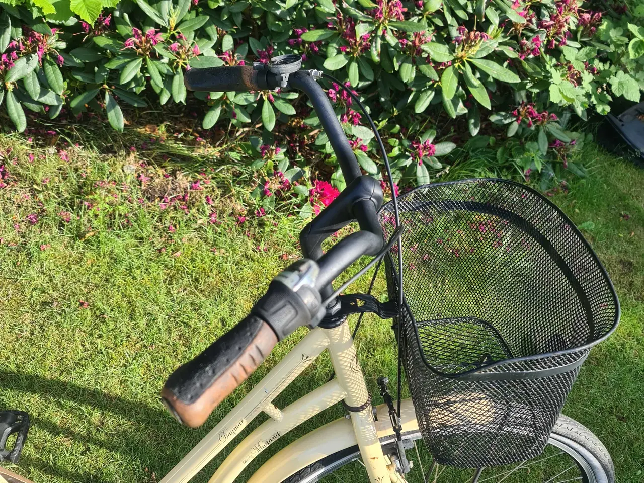 Billede 2 - Mustang Damecykel 28", 3 indv gear