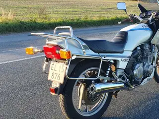 Yamaha XJ 900 F sidedæksel og bagagebærer