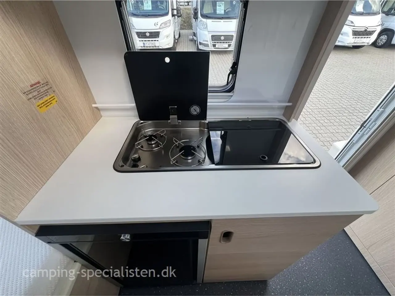 Billede 5 - 2025 - Adria Aviva 400 PS   2025 Adria Aviva 400 PS med 3 meter telt  - se den nu hos Camping-Specialisten.dk