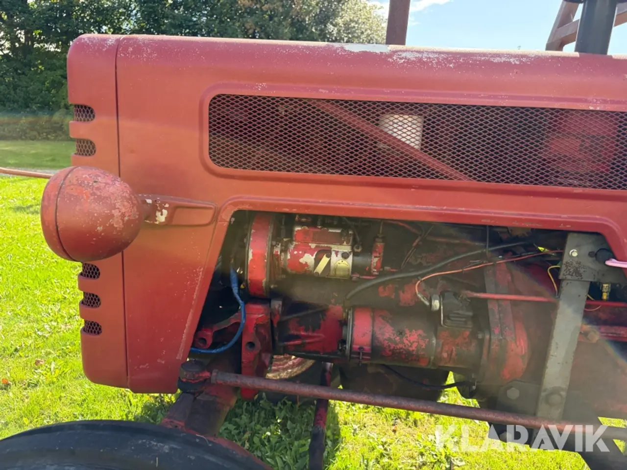 Billede 9 - Veterantraktor IH B 275 Diesel