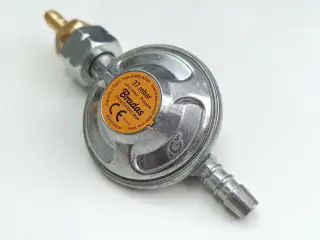 NY! 37mbar Gasregulator 2 x udgang til 9-10mm