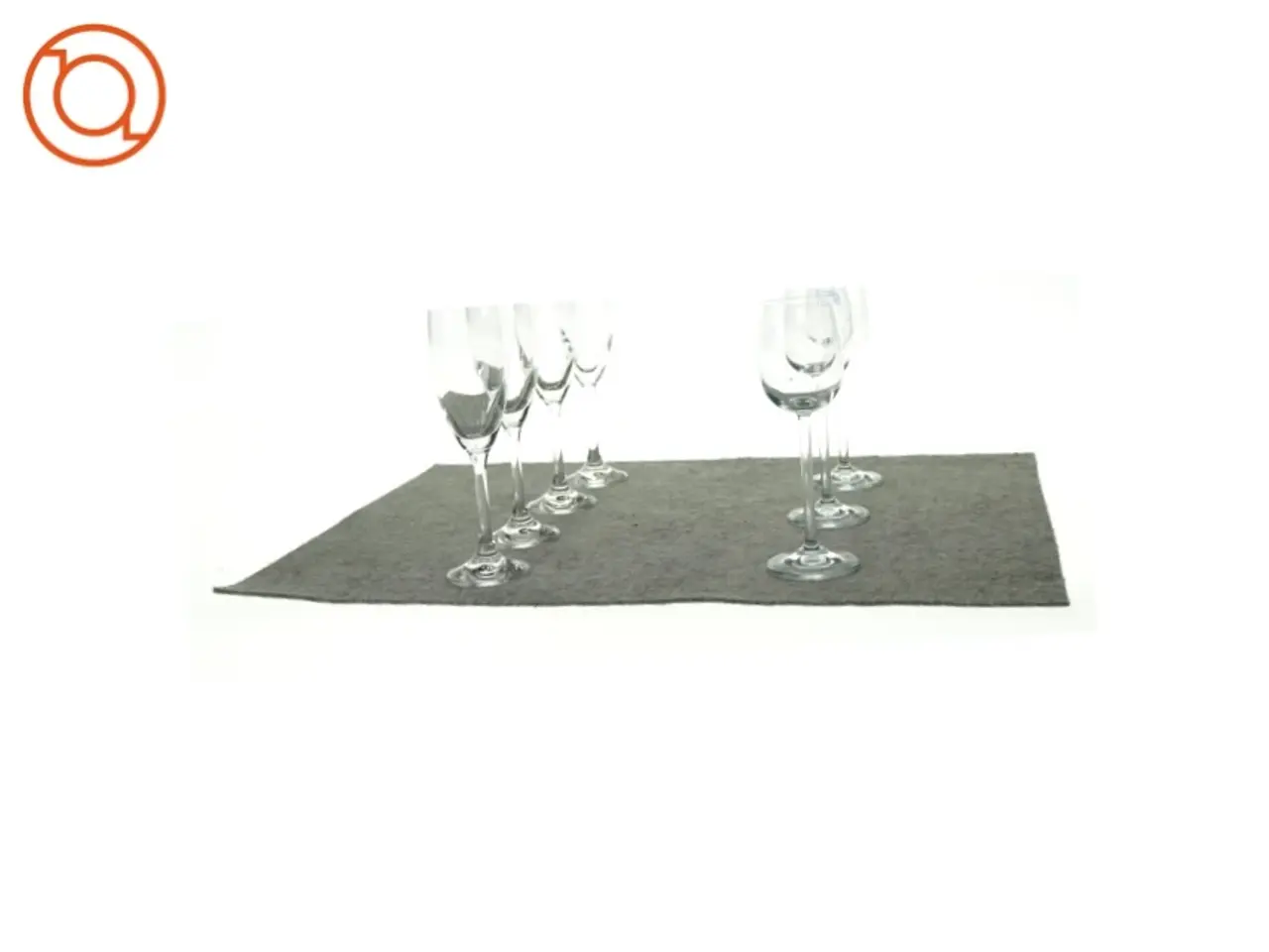 Billede 3 - Hvidvinsglas (7 stk) (str. HØ: 19x6 og 20x6 cm)