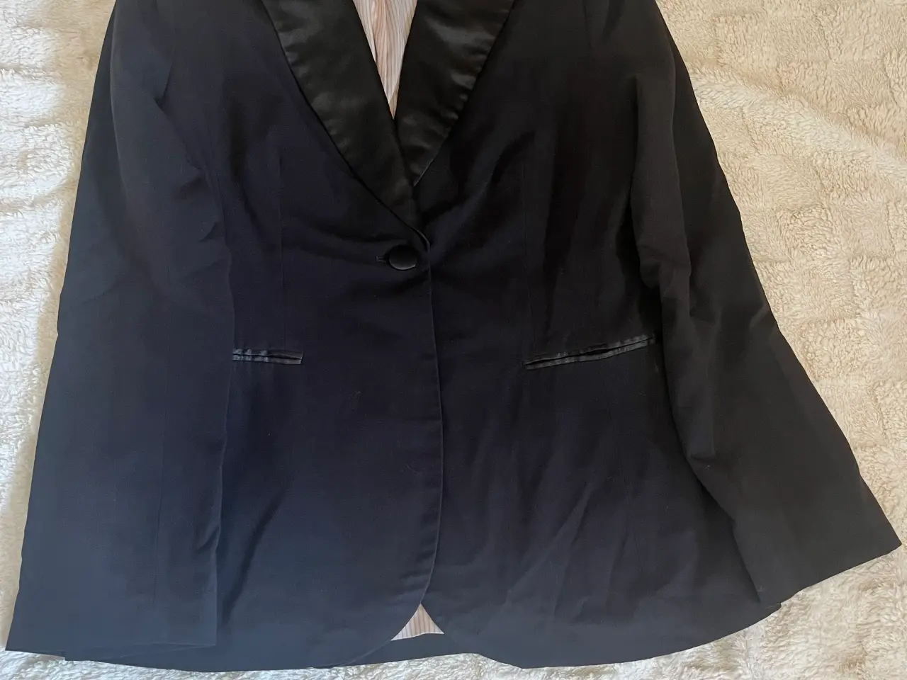 Billede 1 - Blazer fra H&M.?