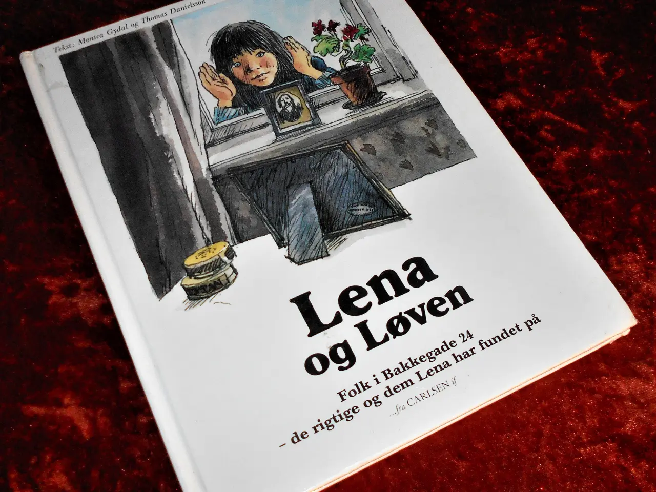 Billede 1 - Lena og løven, Monica Gydal, Thomas Danielsson,