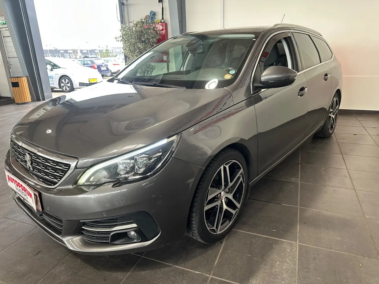 Billede 3 - Peugeot 308 1,5 BlueHDi 130 Selection Sky SW