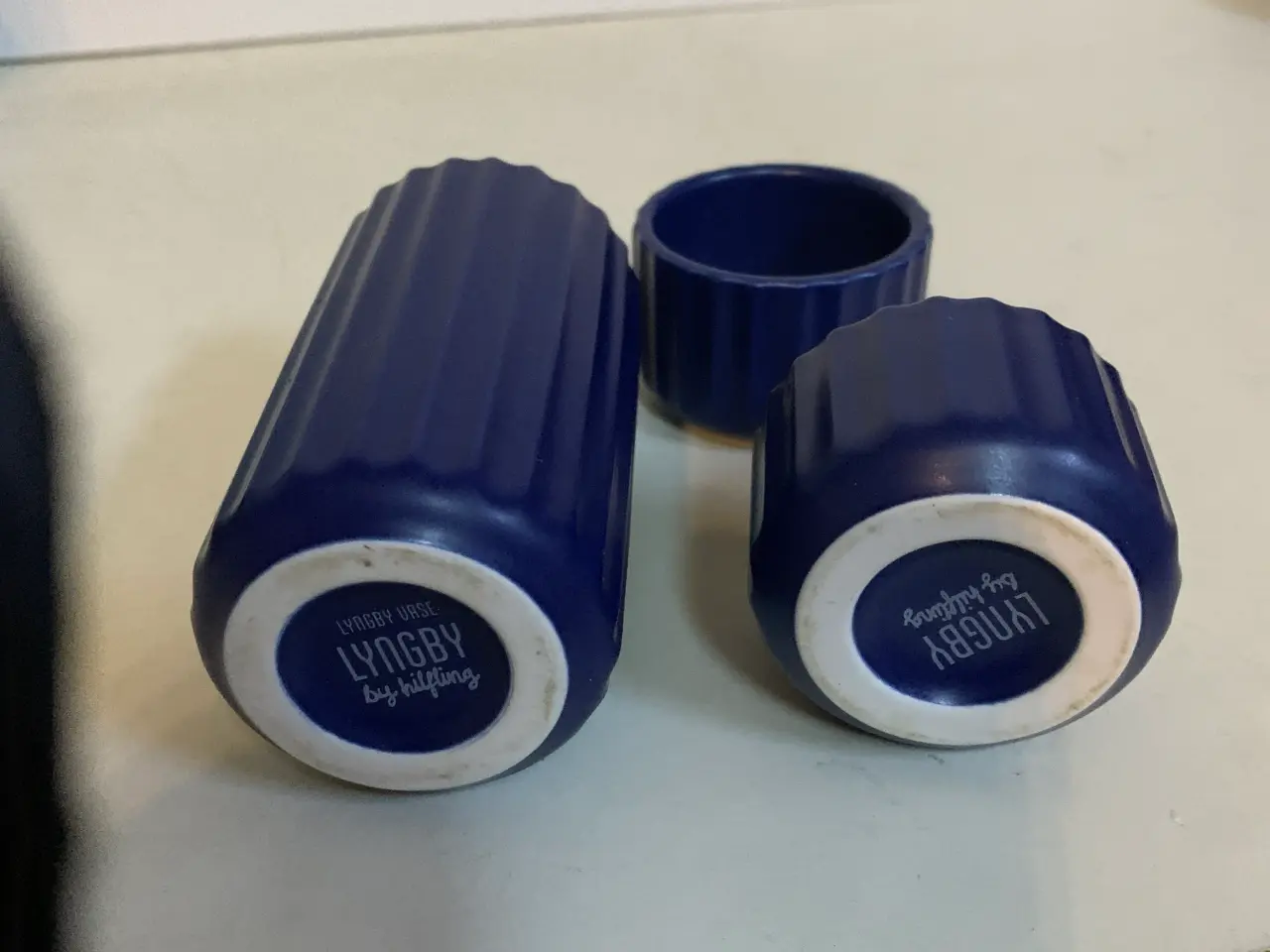 Billede 2 - Lyngby vase  9 cm og fyrfads stager 