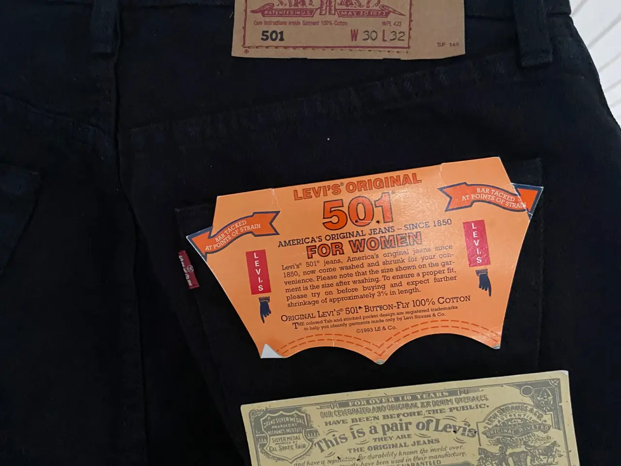 Billede 1 - Ny Dame sort Levi´s Jean 501