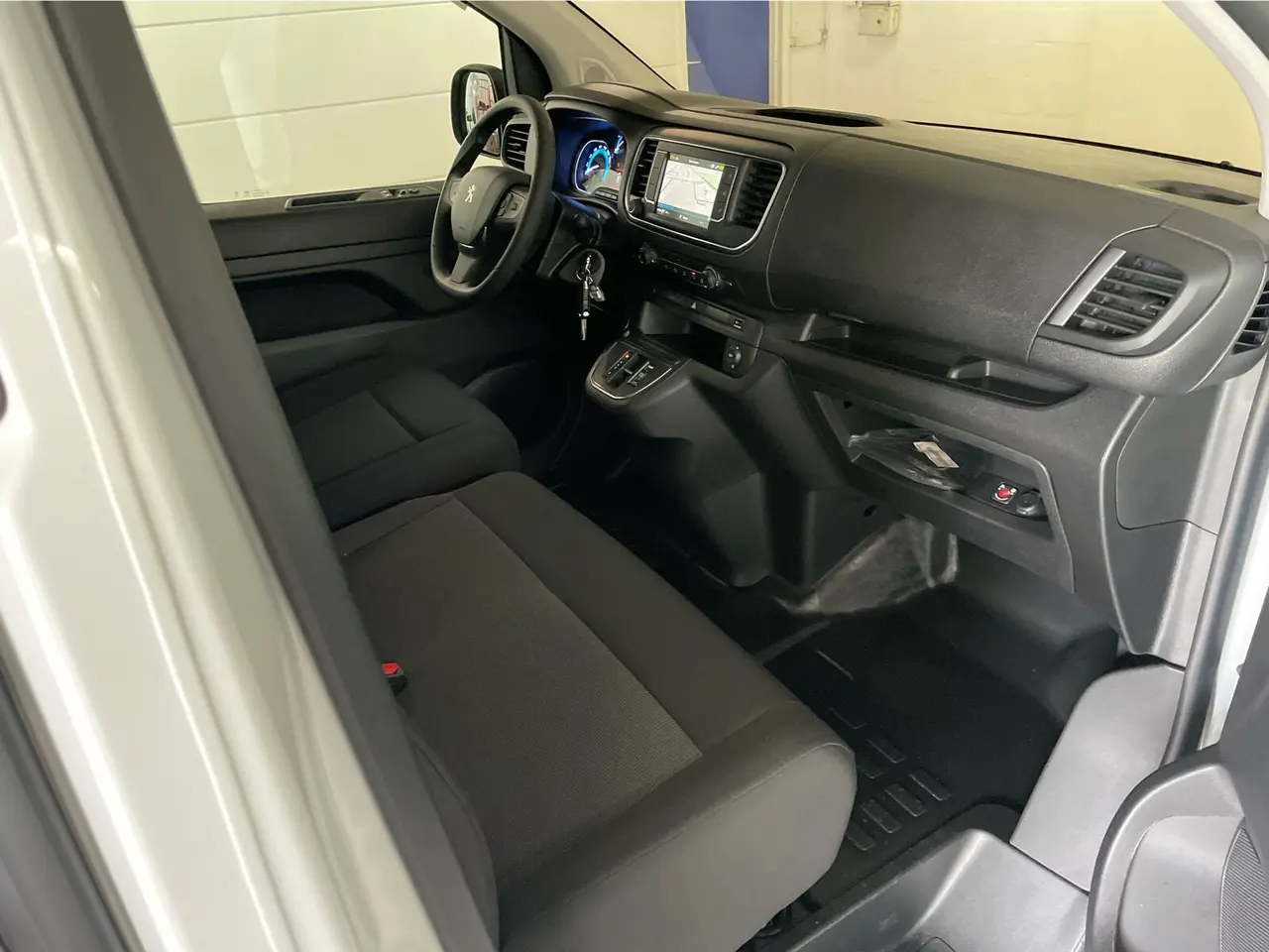 Billede 14 - Peugeot e-Expert 75 L2 Premium Van